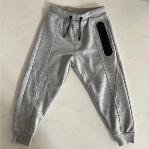 Boy grey joggers